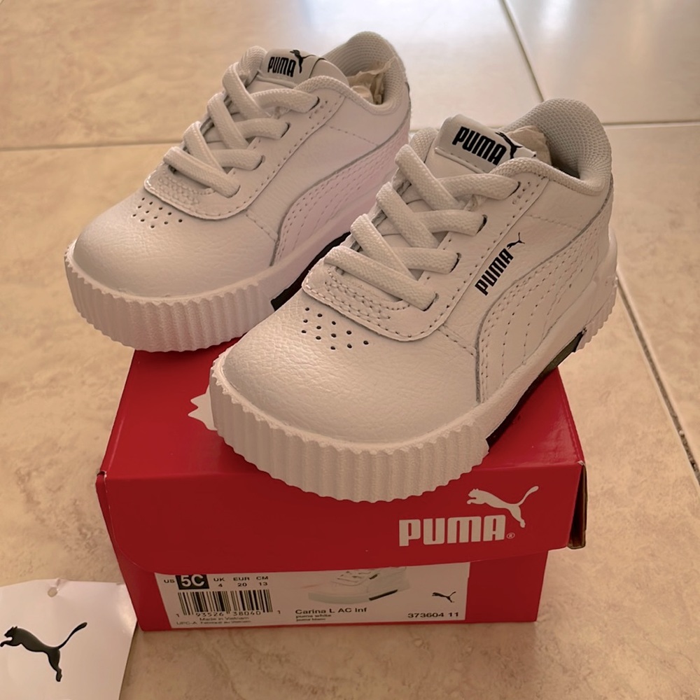 Brand new toddler Puma shoes size 5 in white